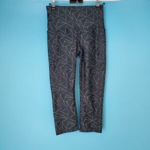 Xersion Size Small Capri Leggings